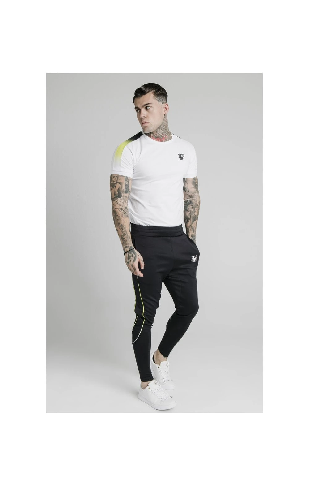 SikSilk S/S Fade Panel Tech Tee - White - Image 4
