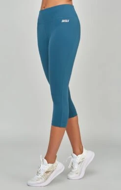 SikSilk Teal Sports Essentials Capri